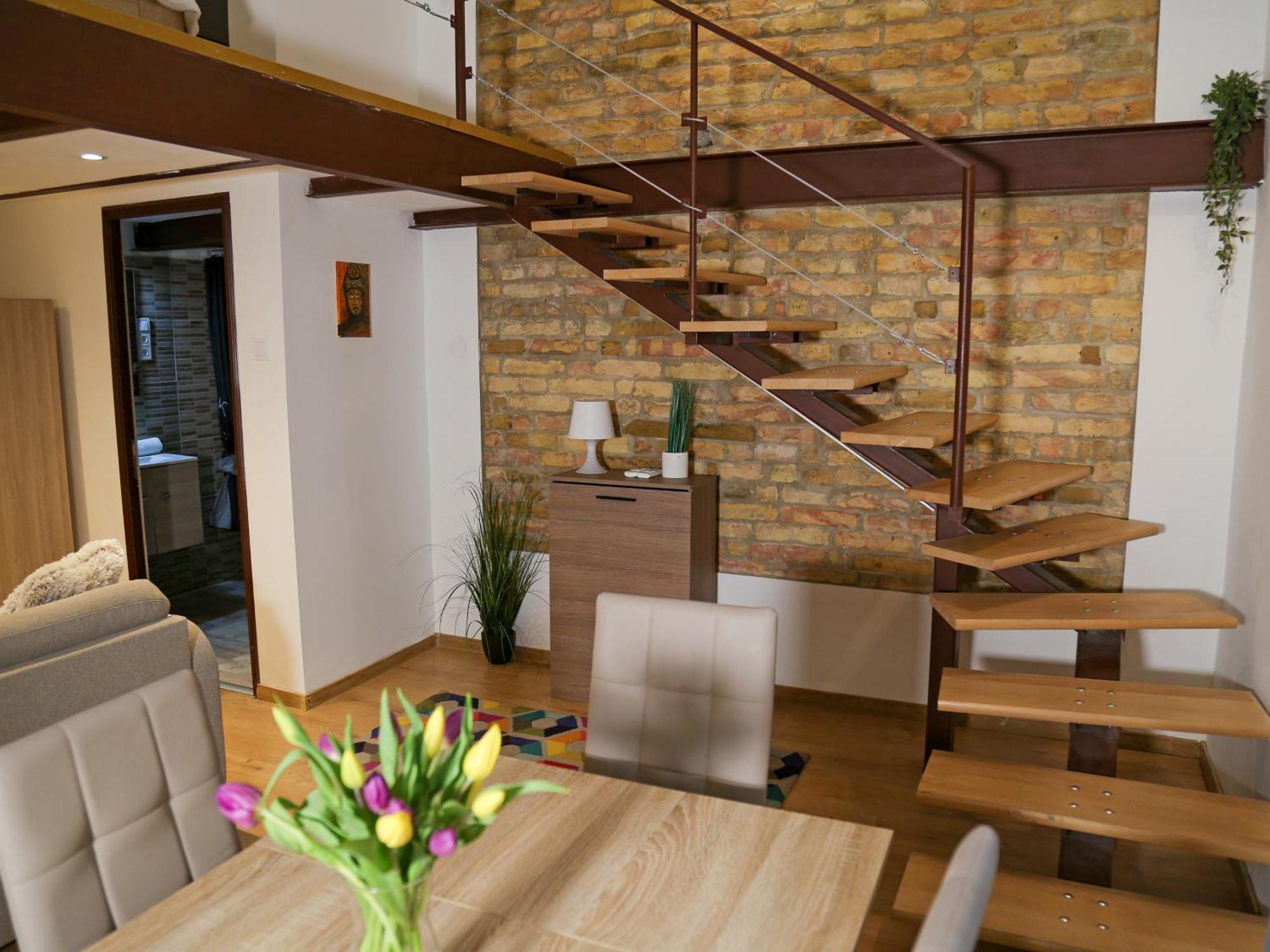 Stylish Loft Flat In The Heart Of Budapest — Fotók 1